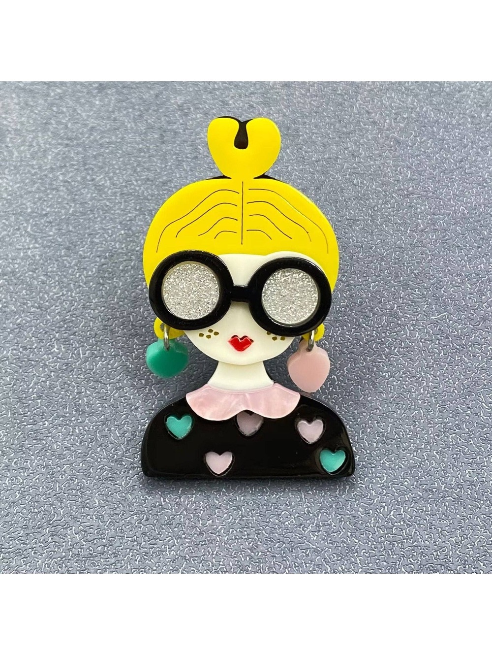 Creative Beauty Acrylic Brooch 🦩